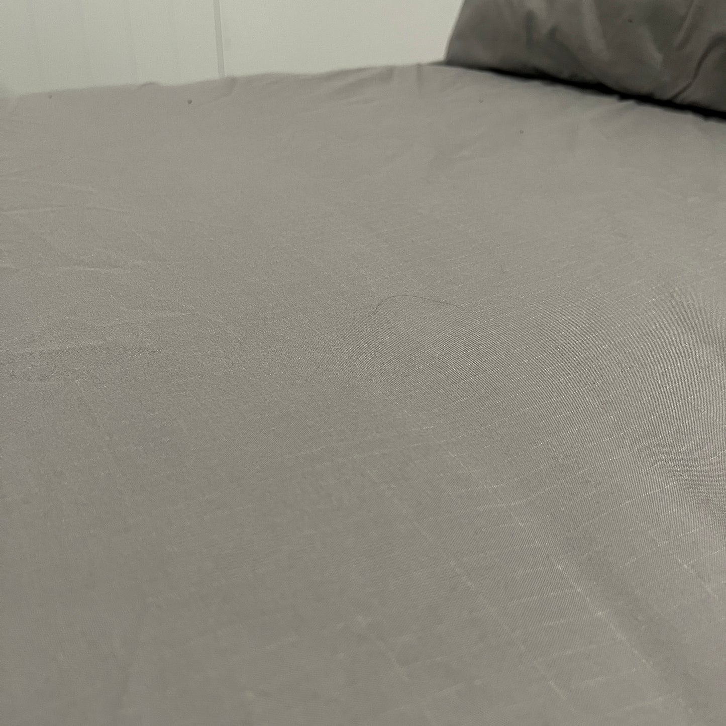 The RealEarth Essentials Bundle 1x Bed Sheet 2x Pillow Cases 1x Grounding Mat